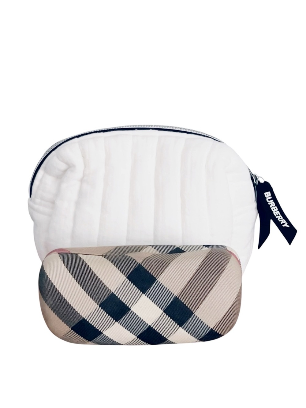 Burberry Bundle White Quilt Cotton Toiletries Bag& EyeGlass Case -iconic plaid
